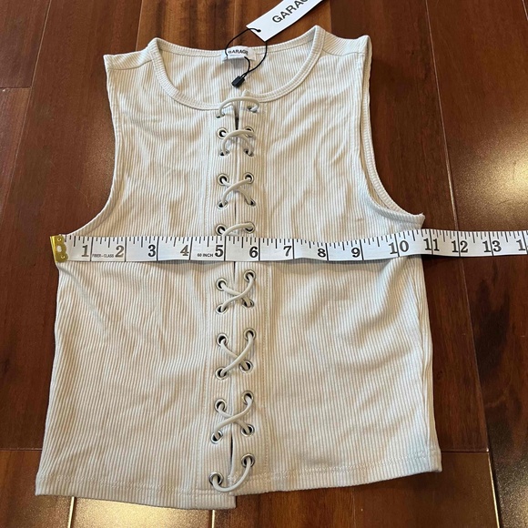 New NWT GARAGE Ribbed Lace Up Muscle Tank Top Haut‎ Pebble Gray Sleeveless Sz XS - Picture 4 of 6